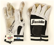 1998-99 Wade Boggs Tampa Bay Devil Rays Signed Game Worn Batting Gloves (MEARS LOA/JSA)