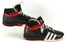 2008-09 Derrick Rose Chicago Bulls Game Worn Adidas Sneakers (MEARS LOA) Rookie Season