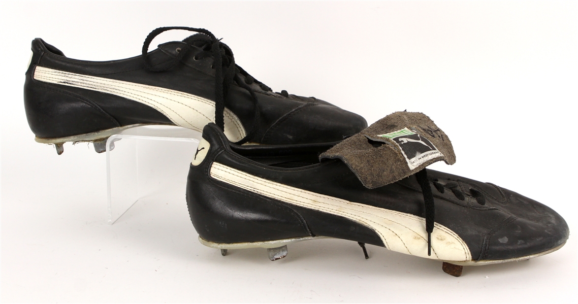 1977-81 Reggie Jackson New York Yankees Puma Game Worn Cleats (MEARS LOA)
