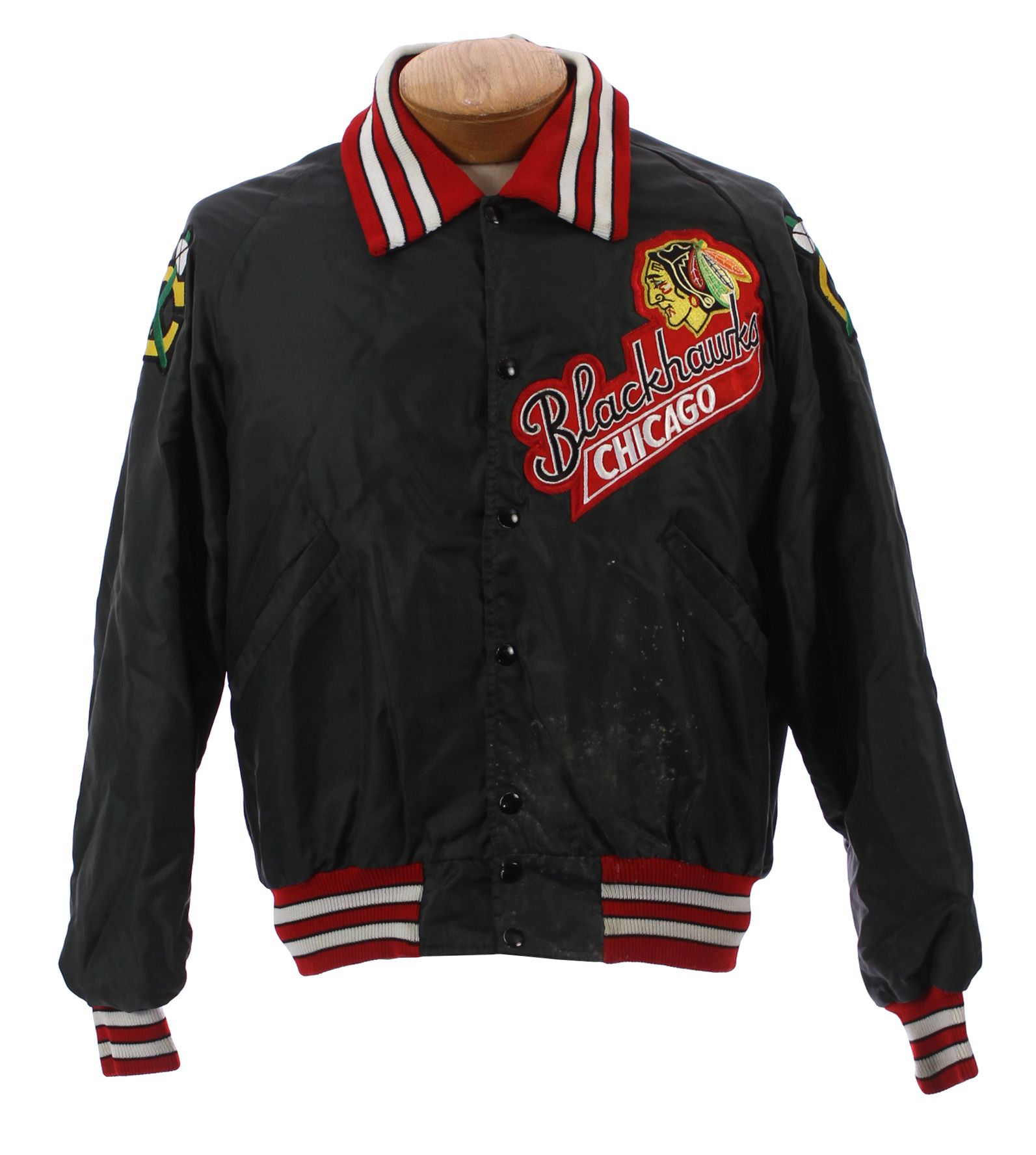 Lot Detail - 1970's-80's Chicago Blackhawks Quilted DeLong Nylon Jacket