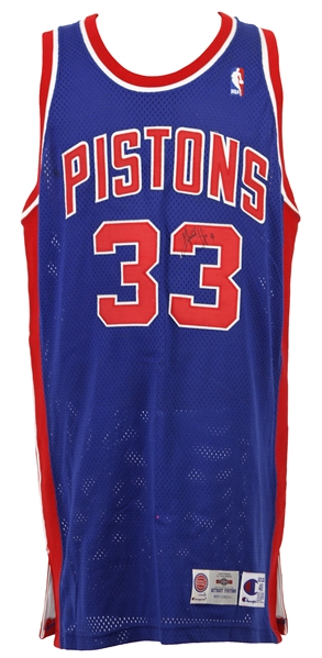 1995-96 Grant Hill Detroit Pistons Signed Game Worn Road Jersey (MEARS LOA/JSA)