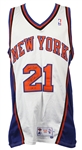 1997-98 Charlie Ward New York Knicks Signed Game Worn Home Jersey (MEARS A10/JSA)