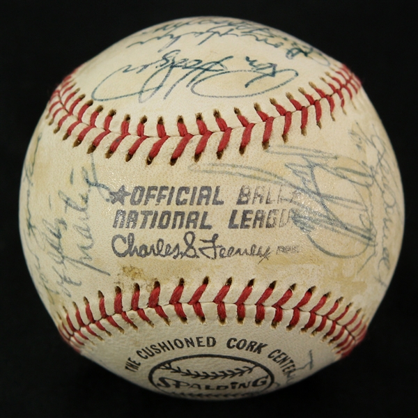 1973 New York Mets Team Signed ONL Feeney Baseball w/ 31 Signatures Including Willie Mays, Tom Seaver, Yogi Berra & More (JSA)