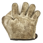 1900-10 circa AJ Reach White Leather Baseball Fielder's Glove (MEARS LOA)
