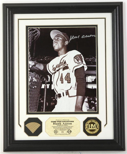 2001 Hank Aaron Atlanta Braves 13" x 17" Framed Highland Mint Display w/ Signed Photo & Game Used Bat Piece (JSA)