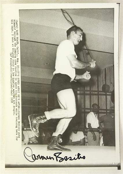 1958 Carmen Basilio World Middle & Welterweight Champion Signed 6" x 8.5" Photo (JSA)