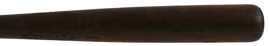 1932 Kiki Cuyler Chicago Cubs H&B Louisville Slugger 40HC Store Model Baseball Bat