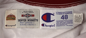 1995-96 Cliff Levingston Denver Nuggets Game Worn Warm Up (MEARS LOA)
