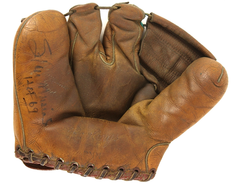 1940s Stan Musial St. Louis Cardinals Signed Rawlings Fielders Mitt (Full JSA Letter)