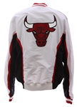 1994-1995 Chicago Bulls Unidentified Game Worn Warm Up Jacket (MEARS LOA) “Season of Michael Jordan’s Return”