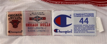 1994-1995 Chicago Bulls Unidentified Game Worn Warm Up Jacket (MEARS LOA) “Season of Michael Jordan’s Return”