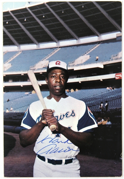 1973 Hank Aaron Atlanta Braves Signed 4" x 5.5" Photo 