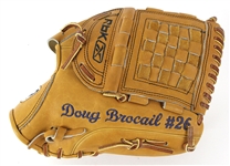 2006-09 Doug Brocail Padres/Astros Reebok Fielders Mitt (MEARS LOA)