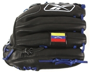 2006-08 Endy Chavez New York Mets Reebok Fielder's Mitt (MEARS LOA)