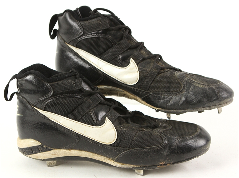 1996 Ron Karkovice Chicago White Sox Game Worn Nike Cleats (MEARS LOA)