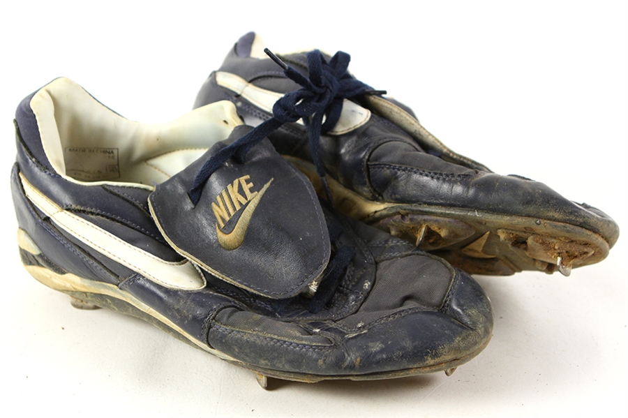 1995-97 Butch Huskey New York Mets Game Worn Nike Cleats (MEARS LOA)