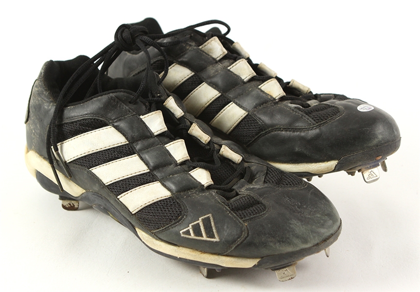 2000 Derek Bell New York Mets Game Worn Adidas Cleats (MEARS LOA)