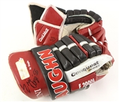 1995-2004 Eric Daze Chicago Blackhawks Signed Game Worn Vaughn Glovees (MEARS LOA/JSA)