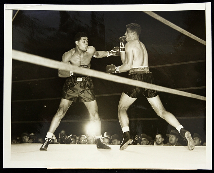 1941 Joe Louis Lou Nova Heavyweight Title Bout 7" x 9" Original Photo