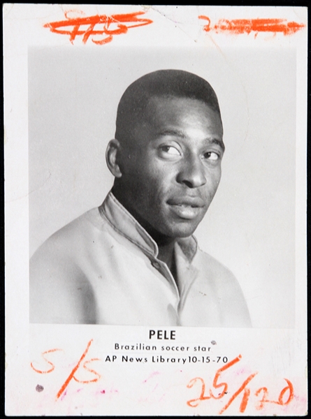 1970 Pele Brazilian Soccer Star 3.5" x 4.75" Original Photo