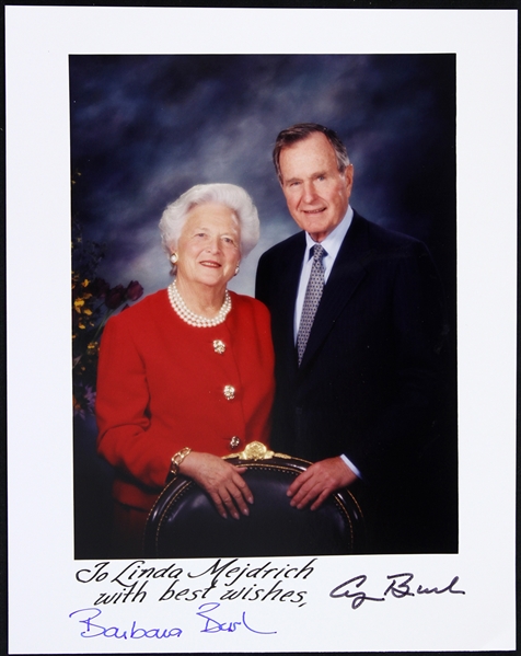 1989-93 George H.W. Bush & Barbara Bush Dual Signed 8" x 10" Photo 