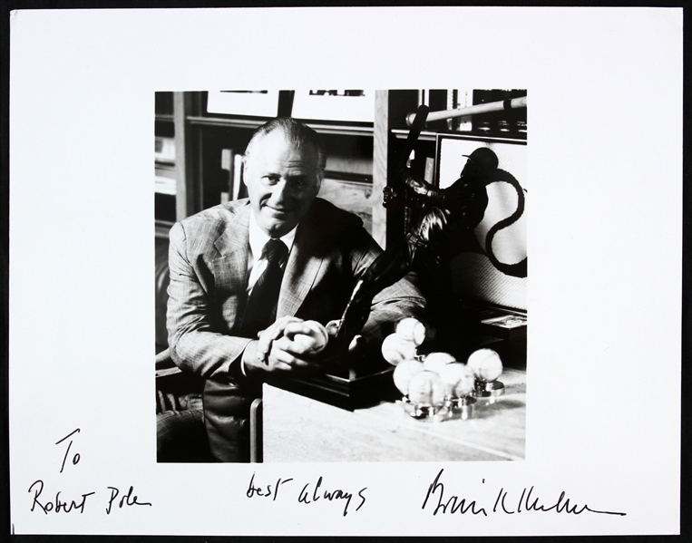 1970s Bowie Kuhn MLB Commissioner Signed 8" x 10" Photo (JSA)
