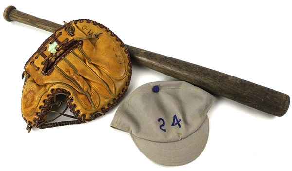 1921-24 circa Baseball Bat Catchers Mitt & Baseball Cap Collection - Lot of 3 (Robert Reagan Collection)