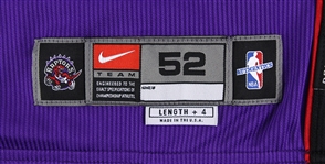 2000-01 Vince Carter Toronto Raptors Game Worn Road Jersey (MEARS LOA)