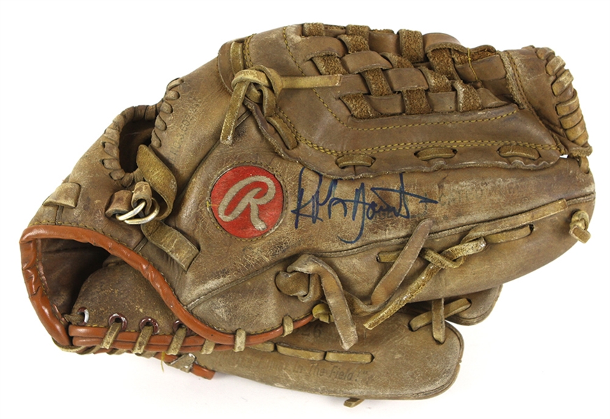 1980s Robin Yount Milwaukee Brewers Signed Rawlings Player Endorsed Store Model Mitt (JSA)