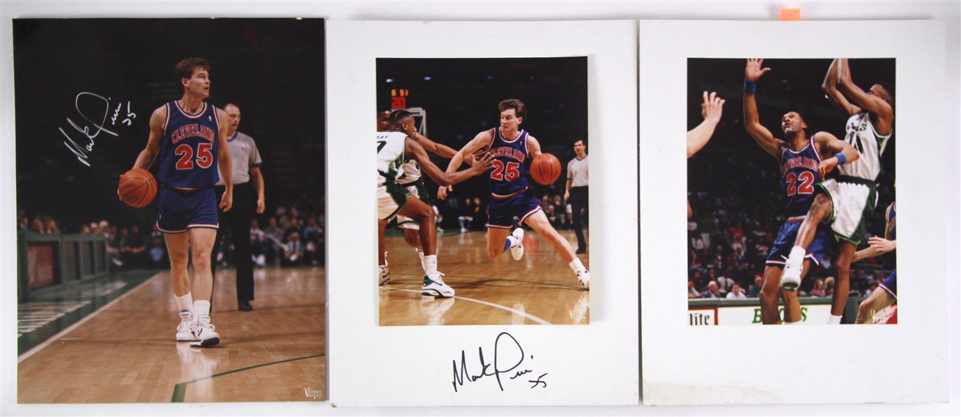 1980s/90s Cleveland Cavaliers Vogue Photographer Studio Professional 11x14 Photo Lot (9 signed, 10 total) (JSA)