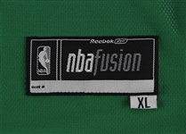 2004-05 Al Jefferson Delonte West Tony Allen Justin Reed Boston Celtics Signed Reversible Practice Jersey (JSA)