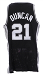 1998-99 Tim Duncan San Antonio Spurs Road Jersey (MEARS LOA)