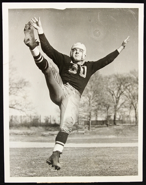 1939 Clarke Hinkle Green Bay Packers International News 7x9 Press Photo