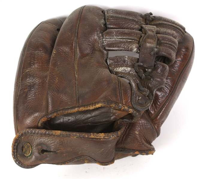 1940s Spalding Two Finger Store Model Baseball Fielders Mitt