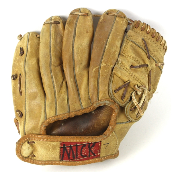 1950s Mickey Mantle New York Yankees Rawlings Store Model Player Endorsed Fielders Mitt