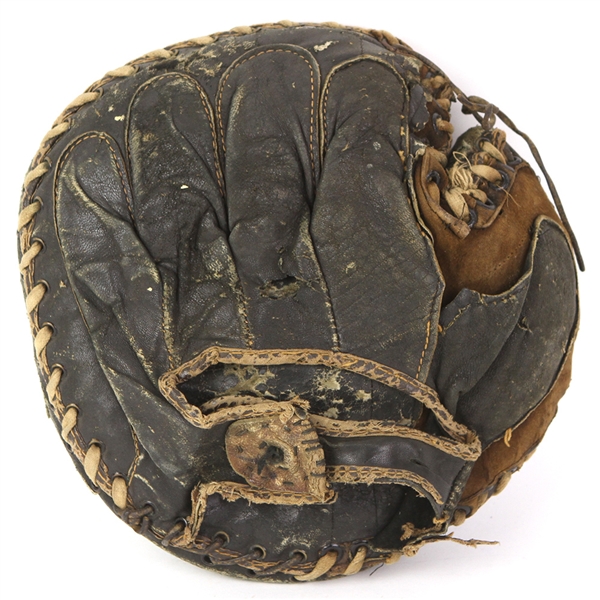 1910s Store Model Catchers Mitt