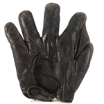 1900s Store Model Fielders Mitt