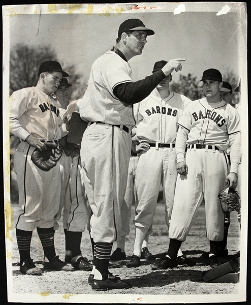 1948-49 Hank Greenberg Cleveland Indians 8" x 10" Original Photo