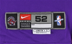 2000-01 Vince Carter Toronto Raptors Game Worn Road Jersey (MEARS LOA/Raptros LOA)