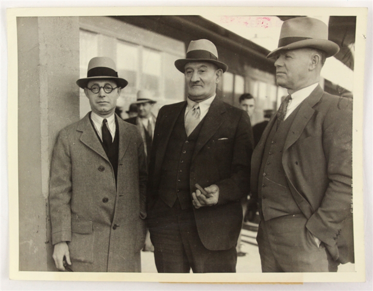 1933 Honus Wagner WW Bensanger George Gibson Pittsburgh Pirates 6.5" x 8.5" Original Photo 