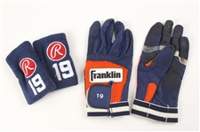 1998 circa Tony Gwynn San Diego Padres Game Worn Batting Gloves & Wristbands (MEARS LOA)