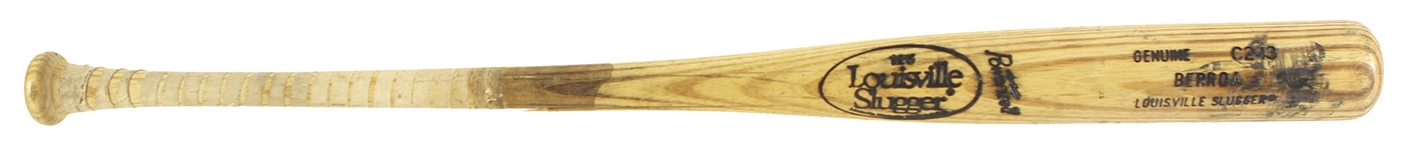 1989 Geronimo Berroa Atlanta Braves Signed Louisville Slugger Professional Model Game Used Bat (MEARS LOA/JSA)