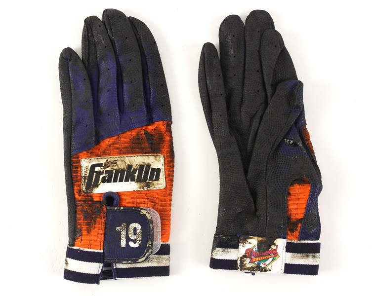 2000 Tony Gwynn San Diego Padres Game Worn Batting Gloves (MEARS LOA)