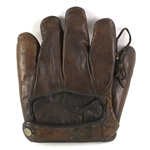 1920s Waite Hoyt New York Yankees Player Alex Taylor Athletic Supply Player Endorsed Fielders Mitt