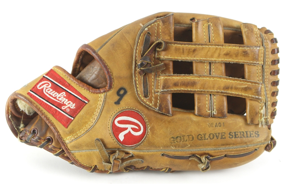 1987 Minnie Minoso Chicago White Sox Post Career Rawlings Fielders Mitt (MEARS LOA/Minoso Family Letter)