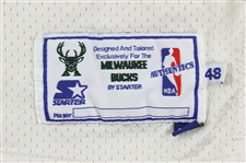 1997-98 Michael Curry Milwaukee Bucks Signed Game Worn Home Jersey (MEARS LO/JSA)