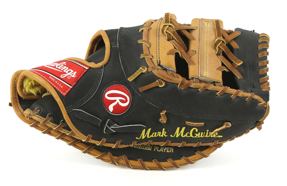 1997-99 Mark McGwire St. Louis Cardinals Personal Model Rawlings First Basemans Mitt (MEARS LOA)