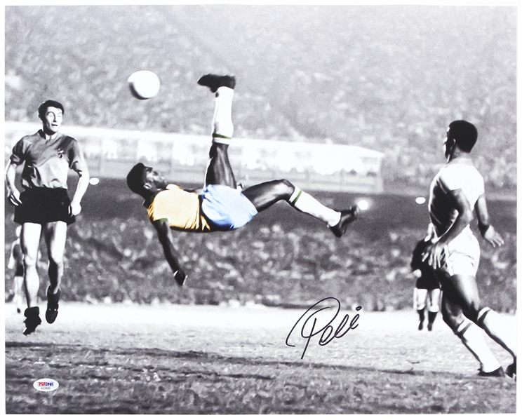 2010s Pele Brazil Soccer Signed 16" x 20" Photo (PSA/DNA)