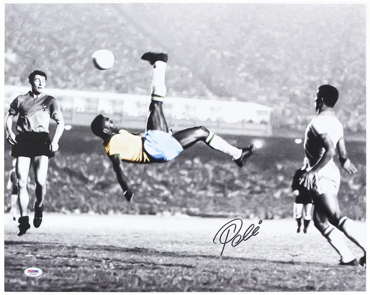 2010s Pele Brazil Soccer Signed 16" x 20" Photo (PSA/DNA)