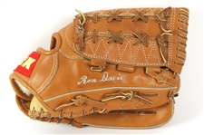 1980s Ron Davis Yankees / Twins Game Worn SSX Glove